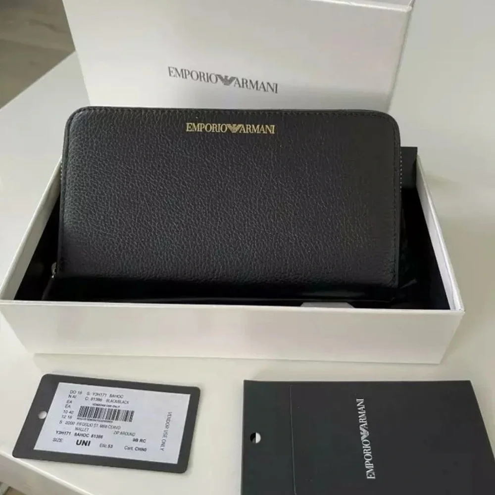 Emporio‎ Armani Black Cervo Pebbled Leather Zip Around Wallet Unisex Card Auth